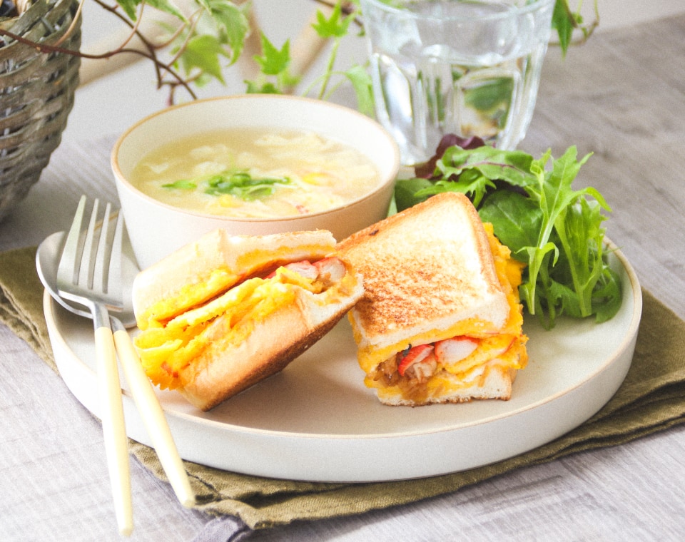 画像:ワンパンかに玉トースト