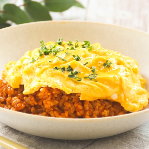 炒めないし包まないオムライス