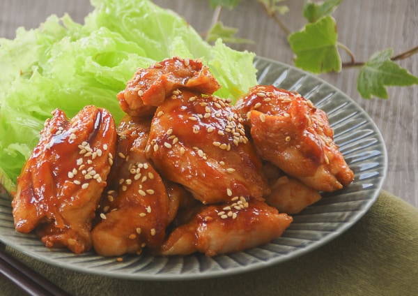 揚げないヤンニョムチキン