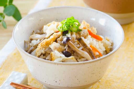 写真：炊き込みご飯