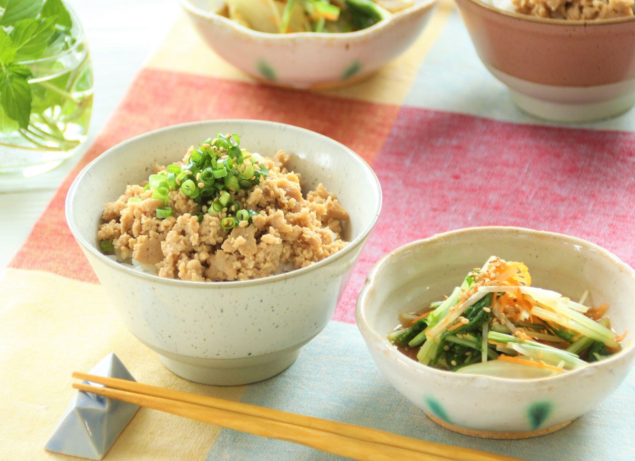 鶏そぼろは電子レンジで作る時代